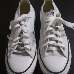Baby blue Converse All Star